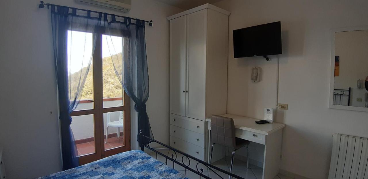 Hotel Oleandro Marciana  Bagian luar foto